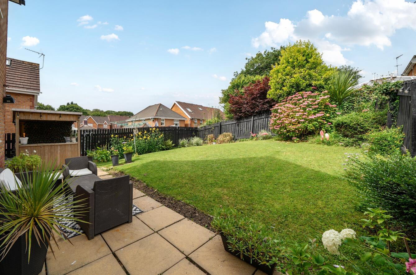 Ffordd Taliesin, Killay, Swansea, SA2 7DF